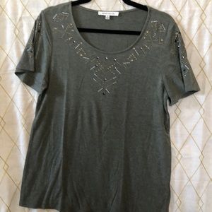 Women’s Size Medium Short Sleeve Olive Green Top